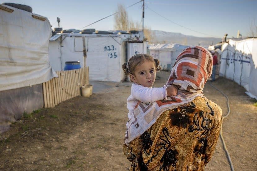 Mum and daughter, Syrian refugees